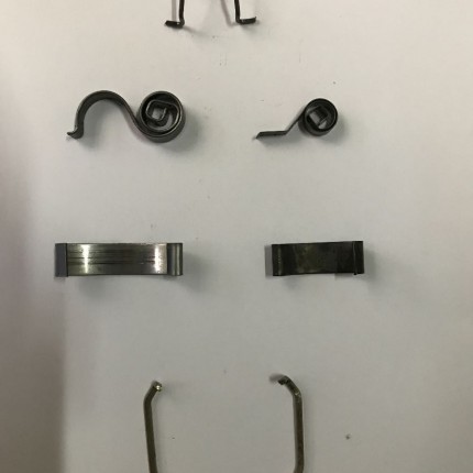 彈簧