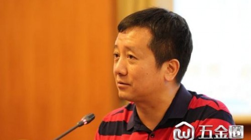 商務(wù)部研究員：史詩貿(mào)易戰(zhàn) 不能指望三五個月解決