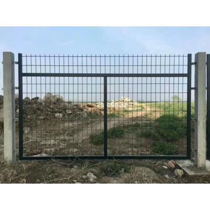 東聯(lián) 鐵路護(hù)欄 南水北調(diào)工程防護(hù)柵欄 高速公路圍網(wǎng) 大量現(xiàn)貨