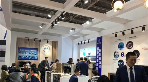 回顧移国！2019北京建博會(huì)圓滿落幕，藍(lán)炬星實(shí)力綻放道伟，期待與您下次相約