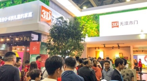 廣州上海展會落幕纲堵，3D無漆木門展位3天迎數(shù)十萬人次入場