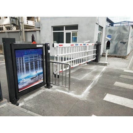 南陽廠家供應(yīng)別墅小區(qū)智能廣告門